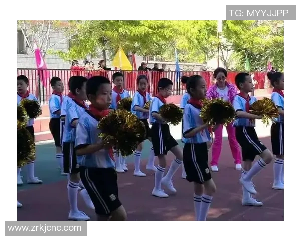 追逐梦想的脚步足球明星训练励志视频激励你我共创辉煌人生